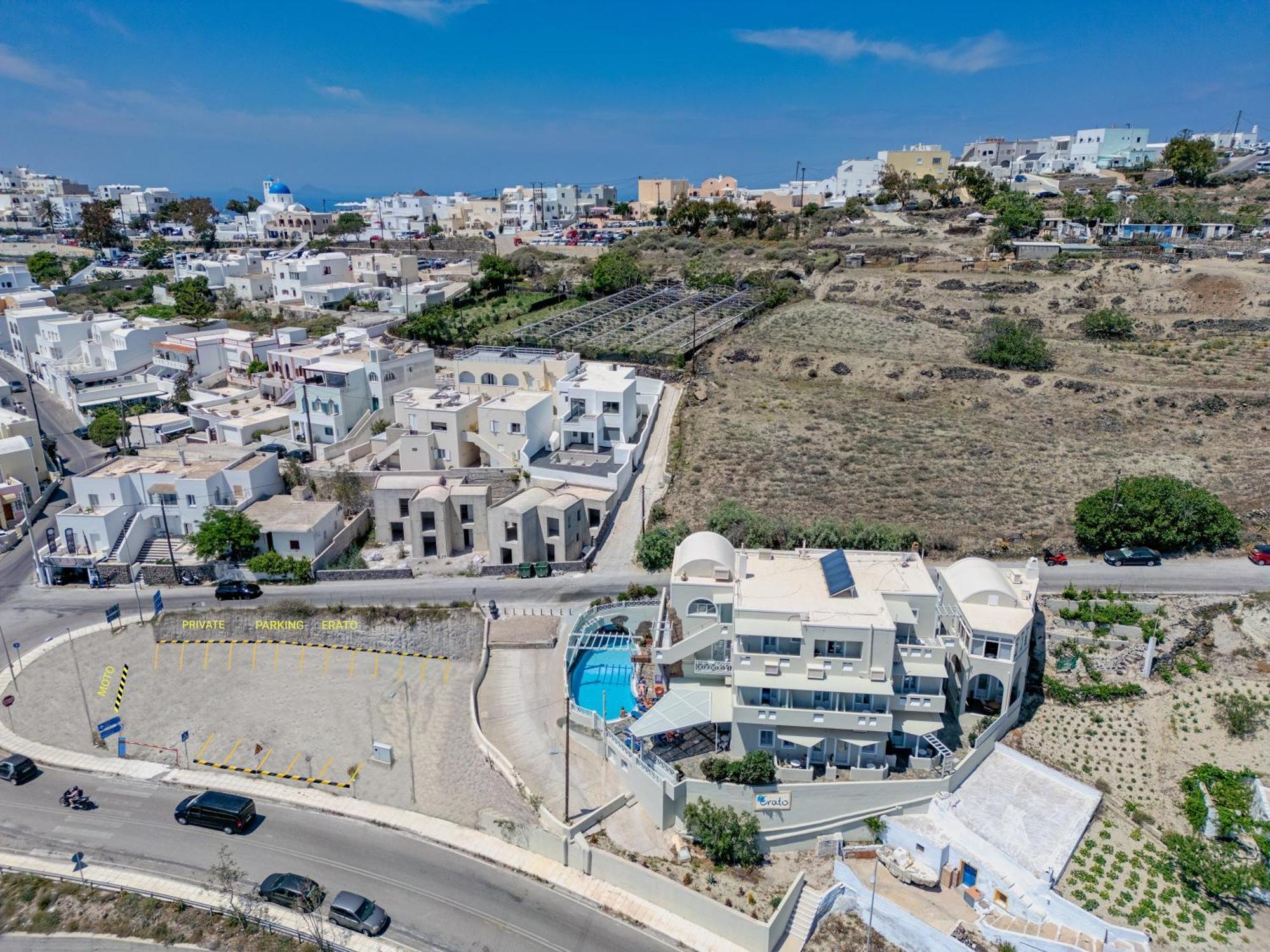 Erato Apartments Fira  Exteriör bild